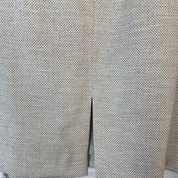 Tahari Pencil Skirt - Picture 5 of 8